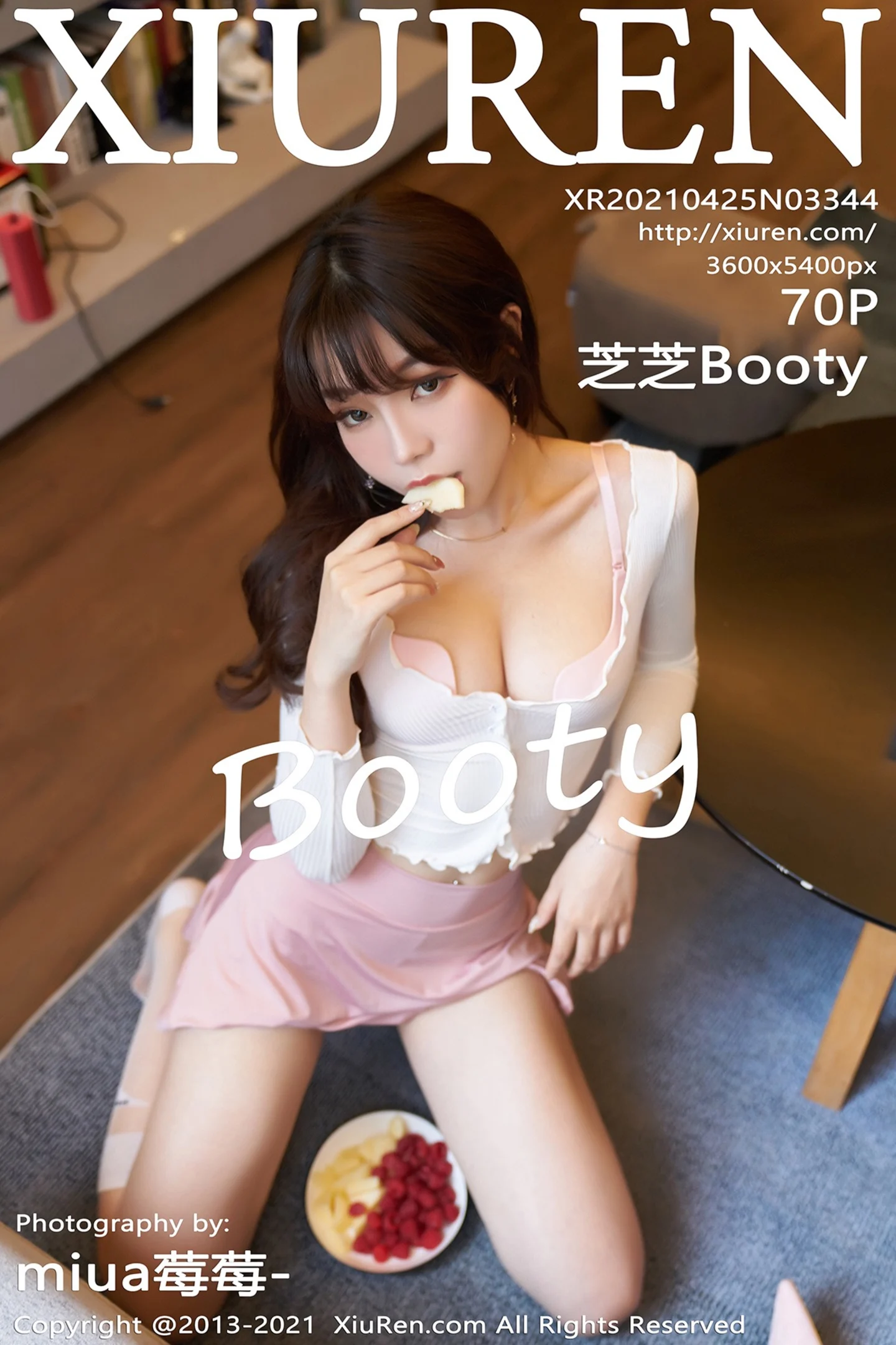 [XiuRen秀人网]No.3344_女神芝芝Booty私房粉色内衣配粉短裙半脱秀翘臀撩人诱惑写真70P-秀人网 - XiuRen.Space